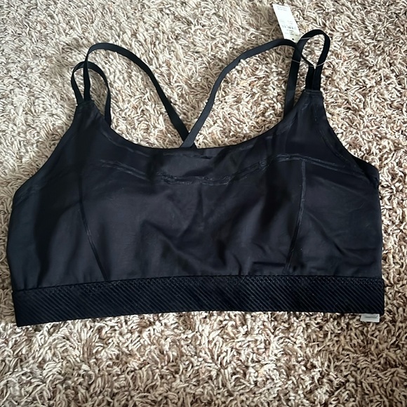 Offline by aerie velvet trim sports bra - Picture 3 of 5